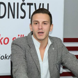 12249839 930484073701375 8299425987595701422 n