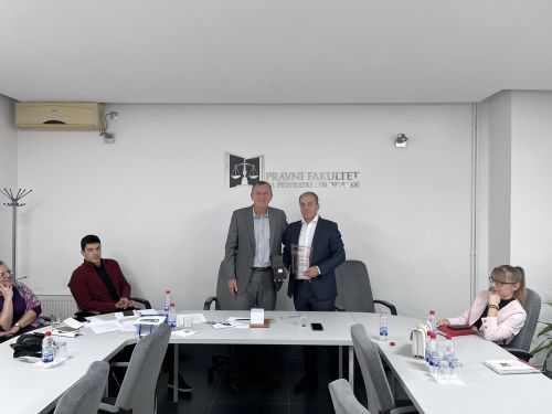 Prof. dr Mirku Kuliću uručena posebna plaketa za doprinos unapređenju kvaliteta i razvoja